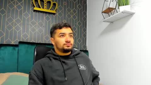 Mathews online show from 12/22/25, 11:40