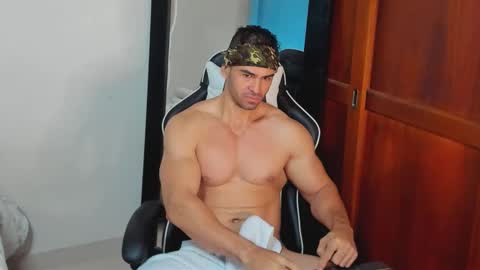 mathews_smith online show from 11/05/25, 11:32