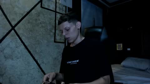 MathewSanz  online show from 04/06/26, 12:06