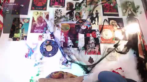 Mathew                        online show from 12/08/24, 01:46