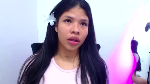 Snapshot of mati0421 chatting on 02/03/26, 12:53 Mati04 online show from 02/03/26, 12:53