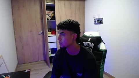 matias online show from 09/24/25, 04:49