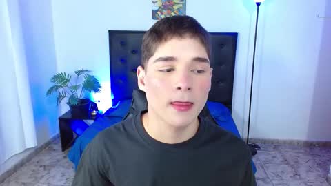 Snapshot of matiii18 chatting on 02/07/26, 01:59 Mati online show from 02/07/26, 01:59