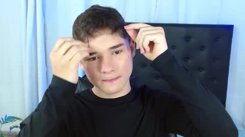 Snapshot of matiii18 chatting on 02/19/26, 01:29 Mati online show from 02/19/26, 01:29