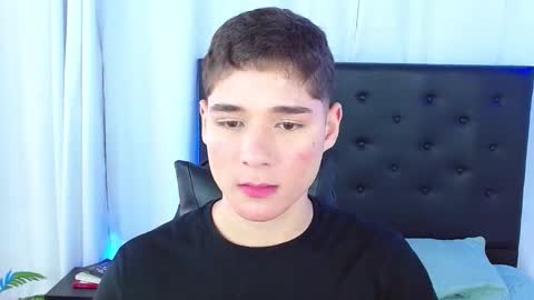 Snapshot of matiii18 chatting on 02/27/26, 01:22 Mati online show from 02/27/26, 01:22