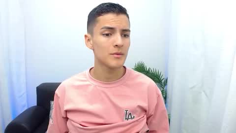 Matias online show from 11/09/25, 01:42