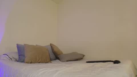 Matilda online show from 09/12/25, 01:28