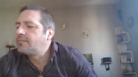 Snapshot of matrike1 chatting on 03/08/25, 11:05 matrike1 online show from 03/08/25, 11:05