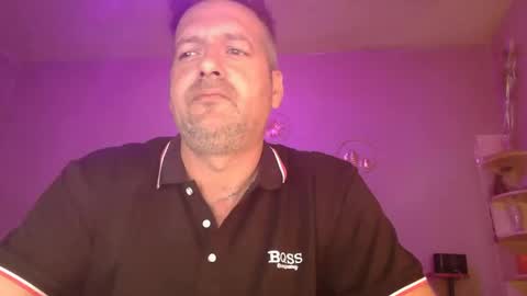 Snapshot of matrike1 chatting on 05/10/26, 02:44 matrike1 online show from 05/10/26, 02:44