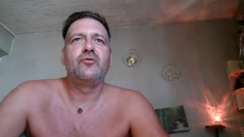 Snapshot of matrike1 chatting on 07/10/26, 12:41 matrike1 online show from 07/10/26, 12:41