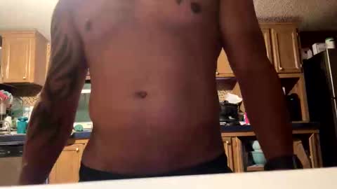 Snapshot of matt110582 chatting on 09/15/25, 05:07 matt110582 online show from 09/15/25, 05:07