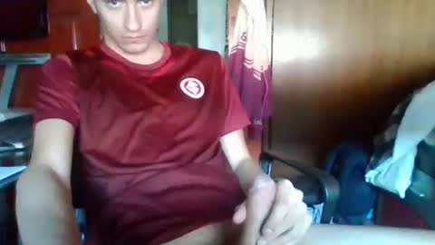 Snapshot of matt35301 chatting on 09/18/25, 04:31 matt35301 online show from 09/18/25, 04:31