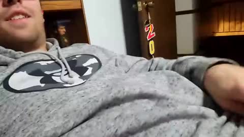 matt98strokesalot online show from 12/05/24, 12:30