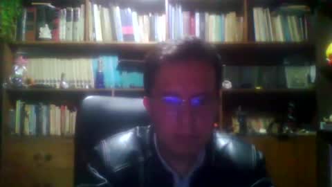 matt_0028a online show from 10/24/25, 05:15