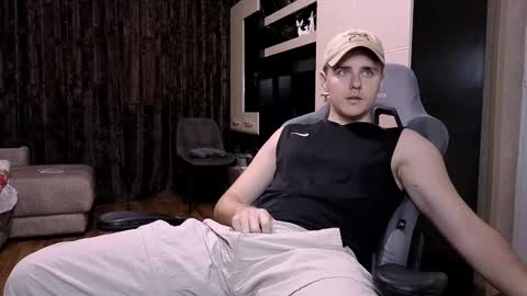 Matt online show from 02/11/25, 06:51