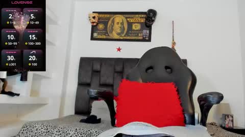 matt rodriguez92 online show from 10/19/25, 09:15