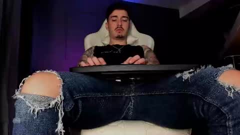Snapshot of matt_thestud chatting on 06/12/26, 08:02 Matt online show from 06/12/26, 08:02