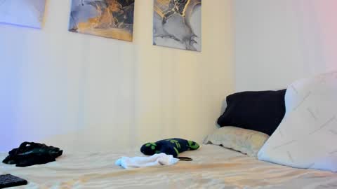  ig mattventure94 online show from 12/18/24, 10:46