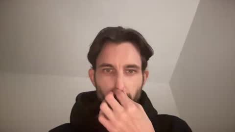 Snapshot of mattcarta chatting on 01/10/25, 06:28 mattcarta online show from 01/10/25, 06:28