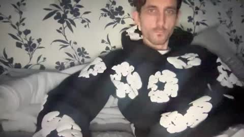 Snapshot of mattcarta chatting on 02/06/25, 04:14 mattcarta online show from 02/06/25, 04:14