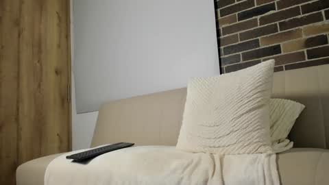 mattaclawjean online show from 12/19/24, 01:07