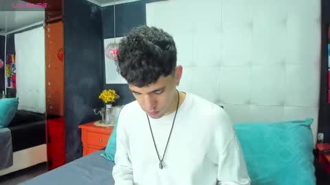 ---Matteo--- online show from 10/04/25, 04:32