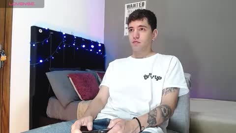 ---Matteo--- online show from 12/03/25, 11:41