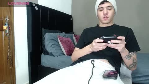 ---Matteo--- online show from 02/08/26, 01:09