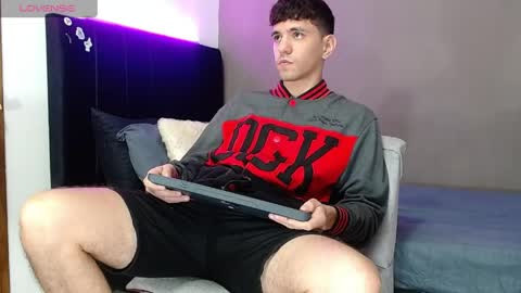 ---Matteo--- online show from 04/14/26, 04:51