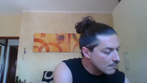 matteushh87 online show from 04/18/26, 08:51