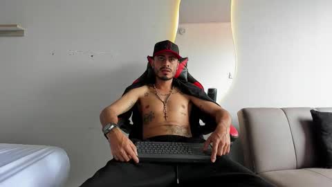 Matthew online show from 01/05/26, 09:07