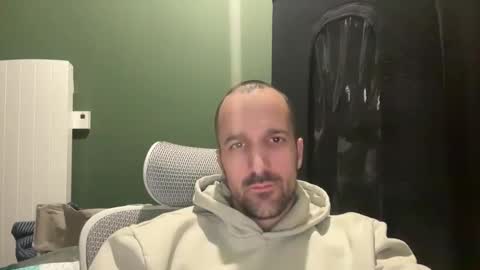 M online show from 04/02/26, 10:07