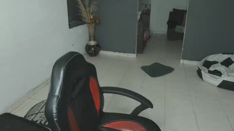 mattias     online show from 02/02/25, 11:00