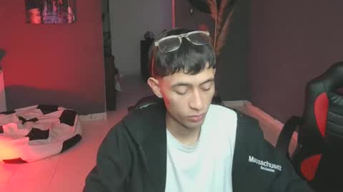 mattias     online show from 02/09/25, 03:00