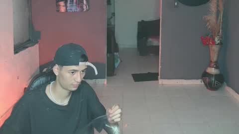 mattias     online show from 02/21/25, 06:37