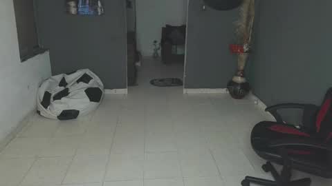 mattias     online show from 02/22/25, 03:58