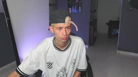 mattias     online show from 03/03/25, 07:17