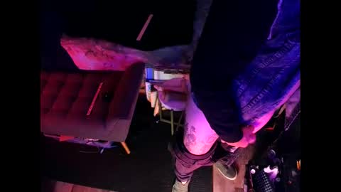 Snapshot of mattiedee369 chatting on 10/28/25, 02:20 mattiedee369 online show from 10/28/25, 02:20