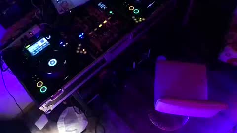 Snapshot of mattiedee369 chatting on 10/29/25, 03:03 mattiedee369 online show from 10/29/25, 03:03