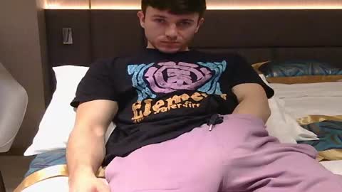 Mattie online show from 03/11/25, 01:23