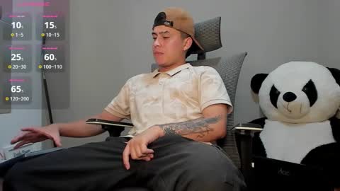 mattiwsmorris_ online show from 10/31/25, 06:25