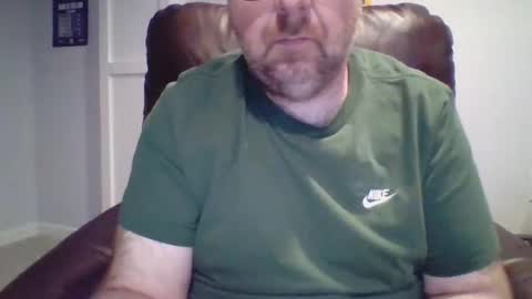 Snapshot of mattn4fun69 chatting on 05/20/26, 02:18 mattn4fun69 online show from 05/20/26, 02:18