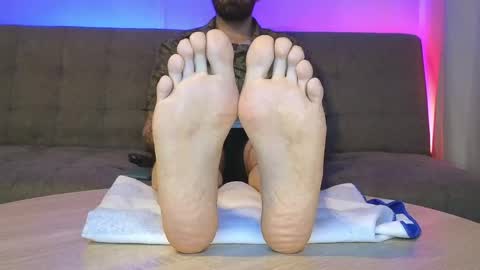 Snapshot of mattxfeet chatting on 05/14/26, 12:01 Matt online show from 05/14/26, 12:01