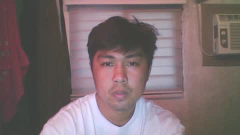 Snapshot of matty040798 chatting on 03/29/26, 04:01 matty040798 online show from 03/29/26, 04:01