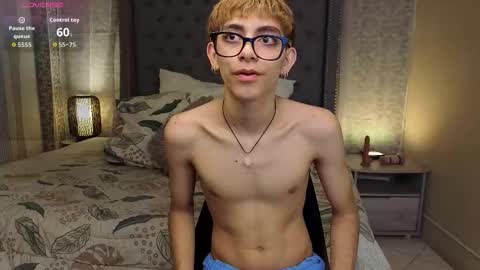 matty_spark online show from 11/05/25, 02:28