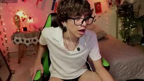 Snapshot of matty_spark chatting on 07/17/26, 01:51 matty_spark online show from 07/17/26, 01:51