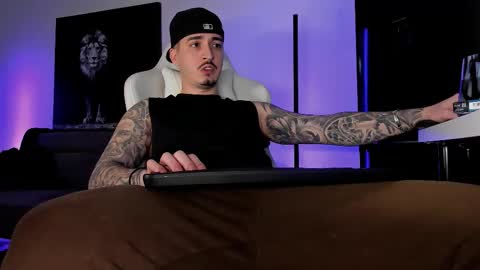 Matt online show from 11/14/25, 09:46