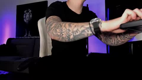 Matt online show from 11/16/25, 07:25