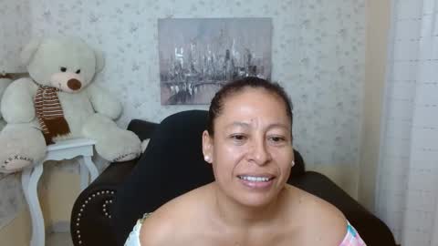 Snapshot of mature_martina_ chatting on 04/18/26, 10:54 Martina online show from 04/18/26, 10:54