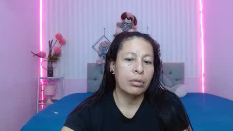 Snapshot of mature_martina_ chatting on 05/28/26, 12:24 Martina online show from 05/28/26, 12:24